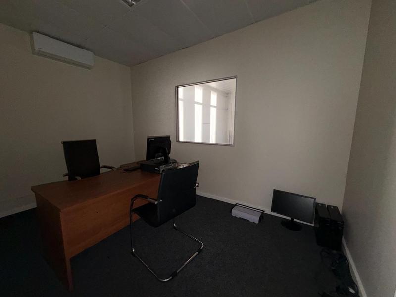 To Let Commercial Property for Rent in Newton Park Eastern Cape